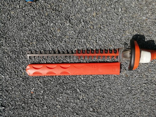 Taille haie électrique stihl - haie,